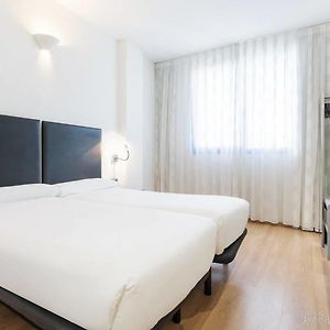 Habitación con 2 Camas Individuales